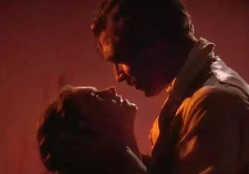 重生后被渣男死对头掐腰索吻,渣男死对头索吻的复仇之路